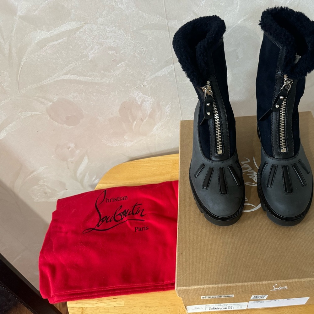 ❤️Christian Louboutin  ❤️